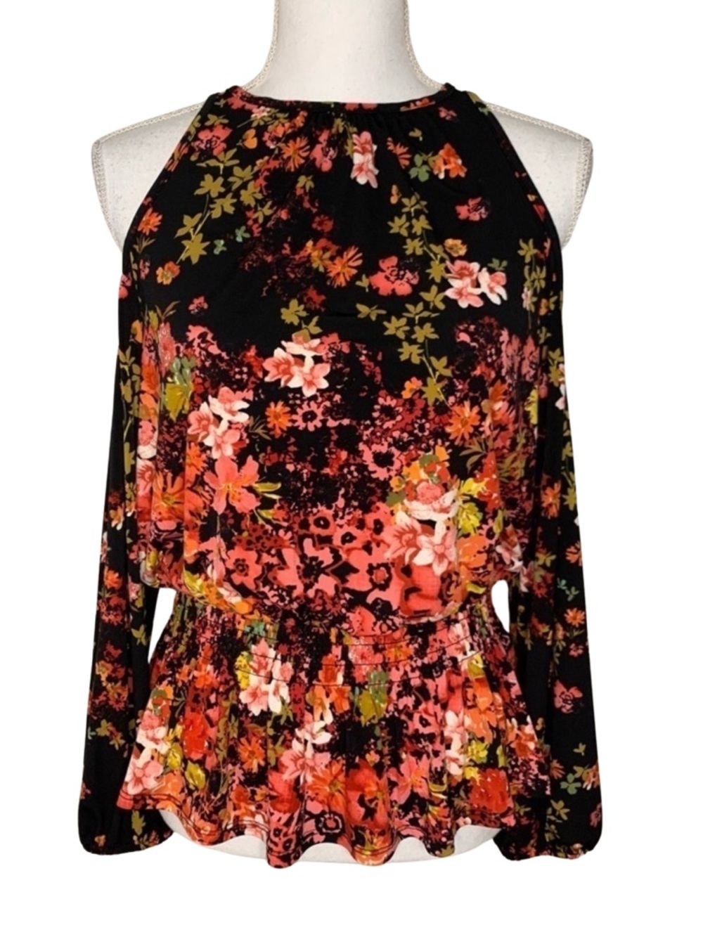 NWT Daily Thread Cold‎ Shoulder Women Floral Boho Top Blouse Small
